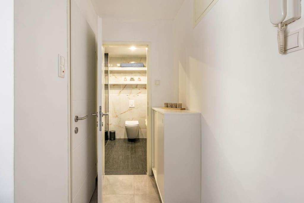 Cozy Renovated Apartment Close To Schoenbrunn Palace Wien Eksteriør bilde